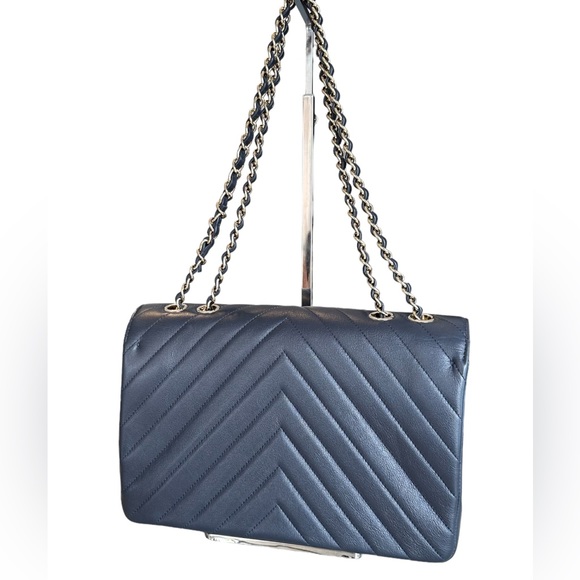 Sold. - Picture 3 of 14